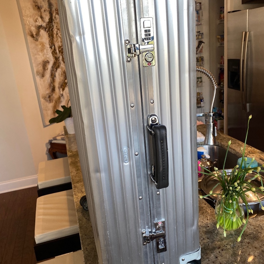 Rimova Classic Check in
